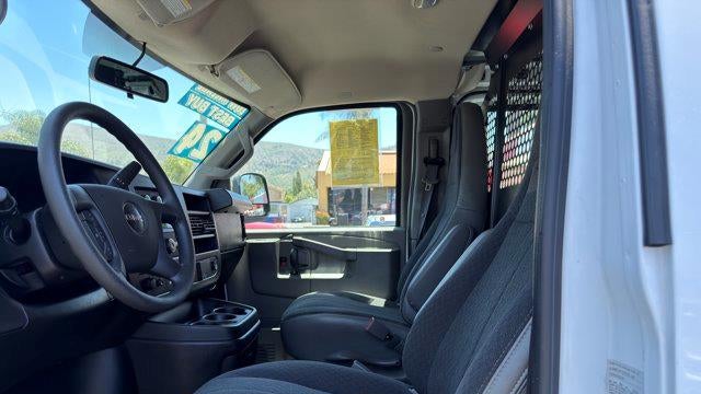 2024 GMC Savana 2500