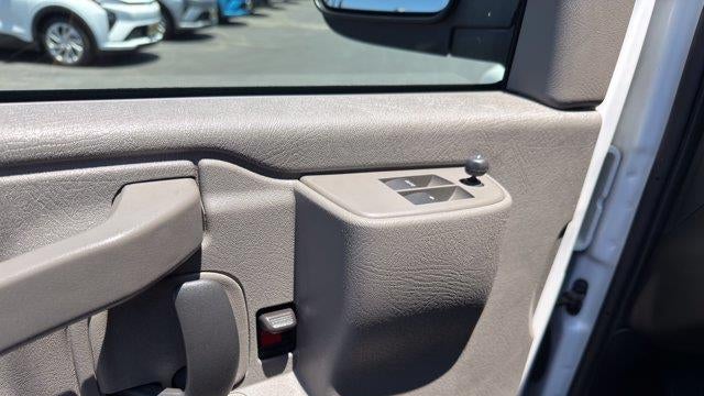2024 GMC Savana 2500