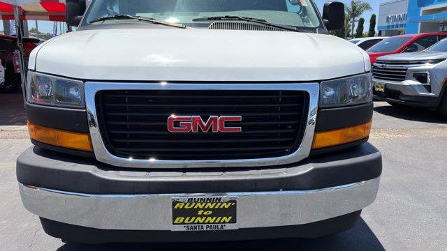 2024 GMC Savana 2500