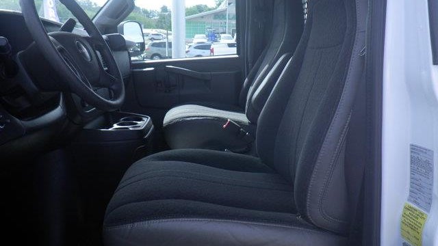 2024 GMC Savana 2500