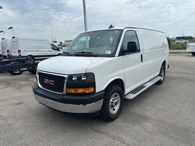 2024 GMC Savana 2500 — photo 1 of 12