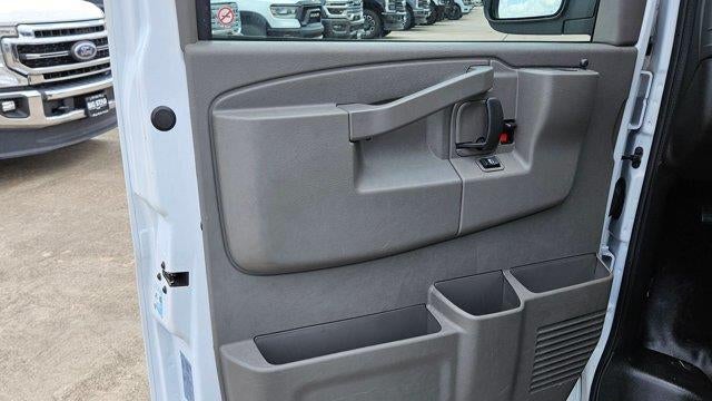 2025 GMC Savana 2500