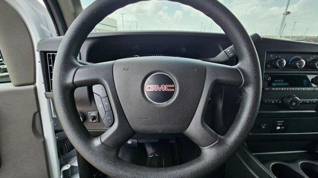 2025 GMC Savana 2500