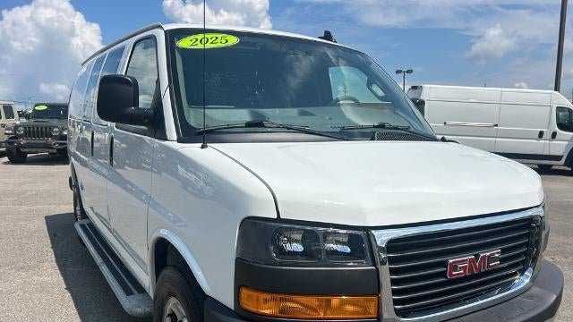 2025 GMC Savana 2500