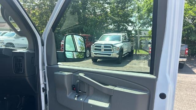 2025 GMC Savana 2500