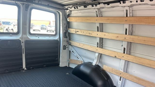 2025 GMC Savana 2500
