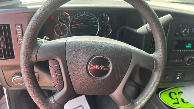 2025 GMC Savana 2500