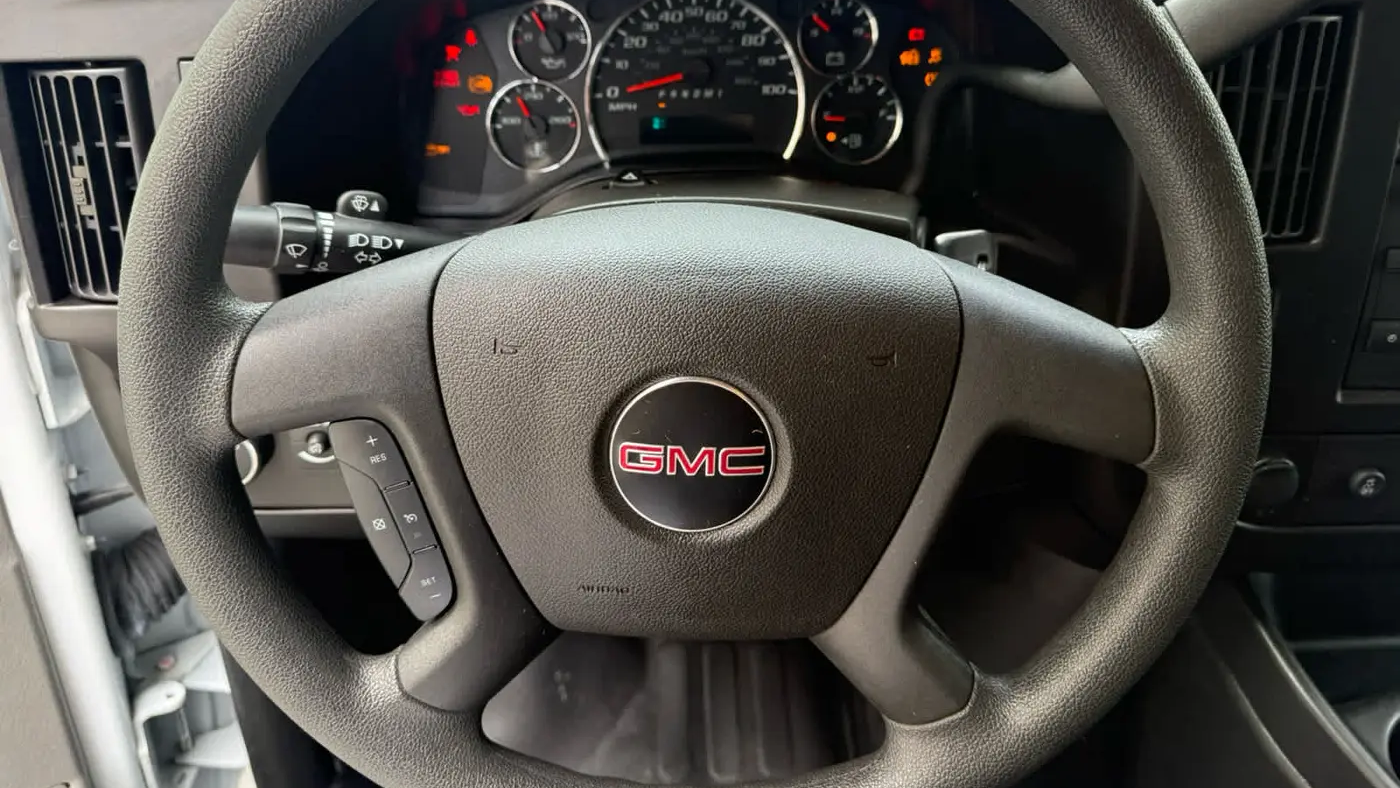 2024 GMC Savana 2500