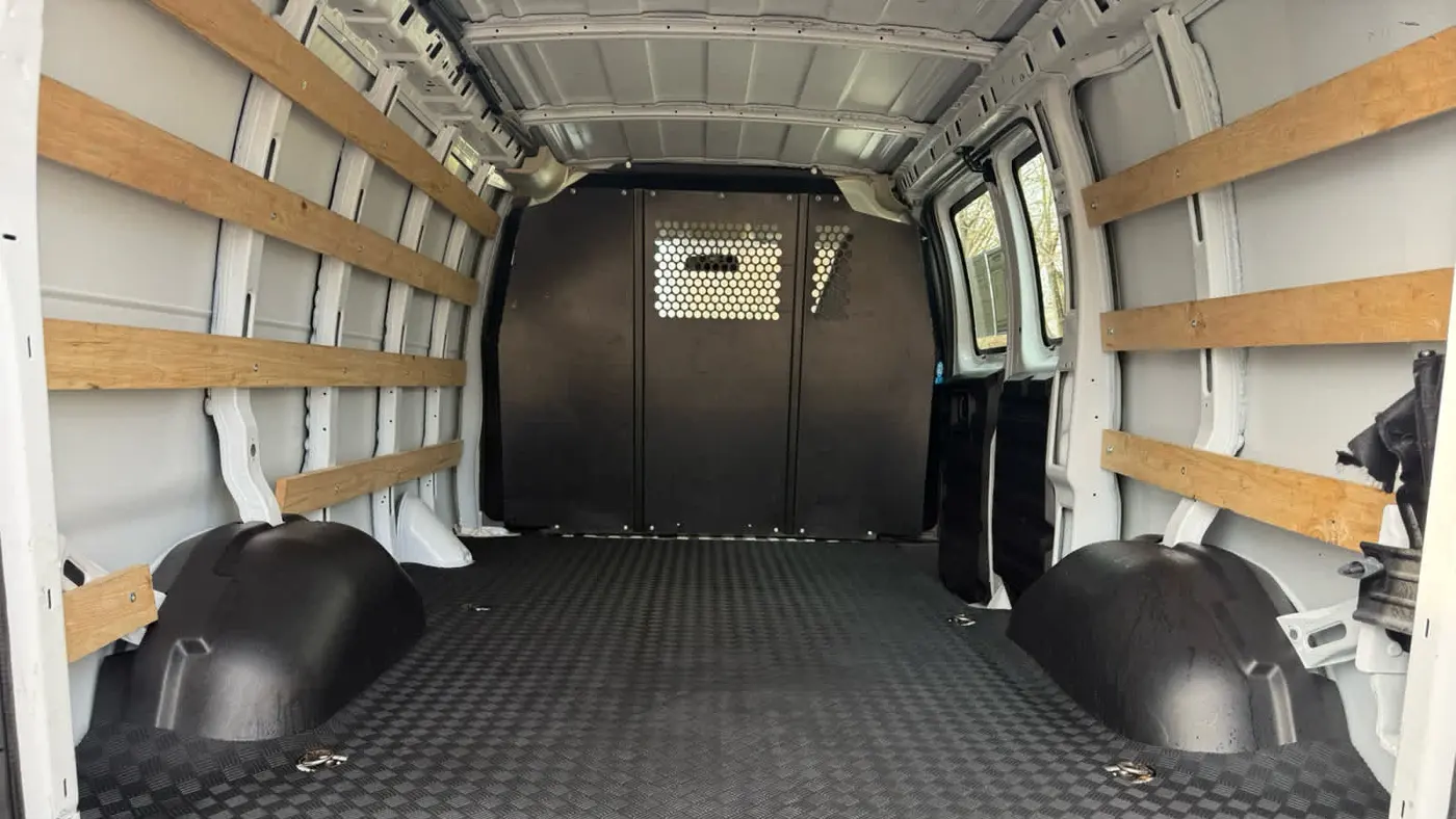 2024 GMC Savana 2500