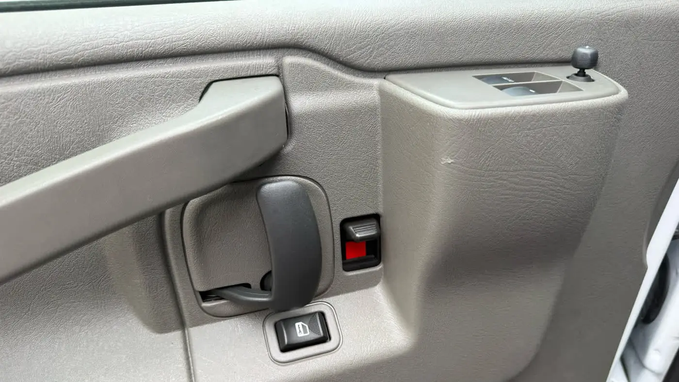 2024 GMC Savana 2500