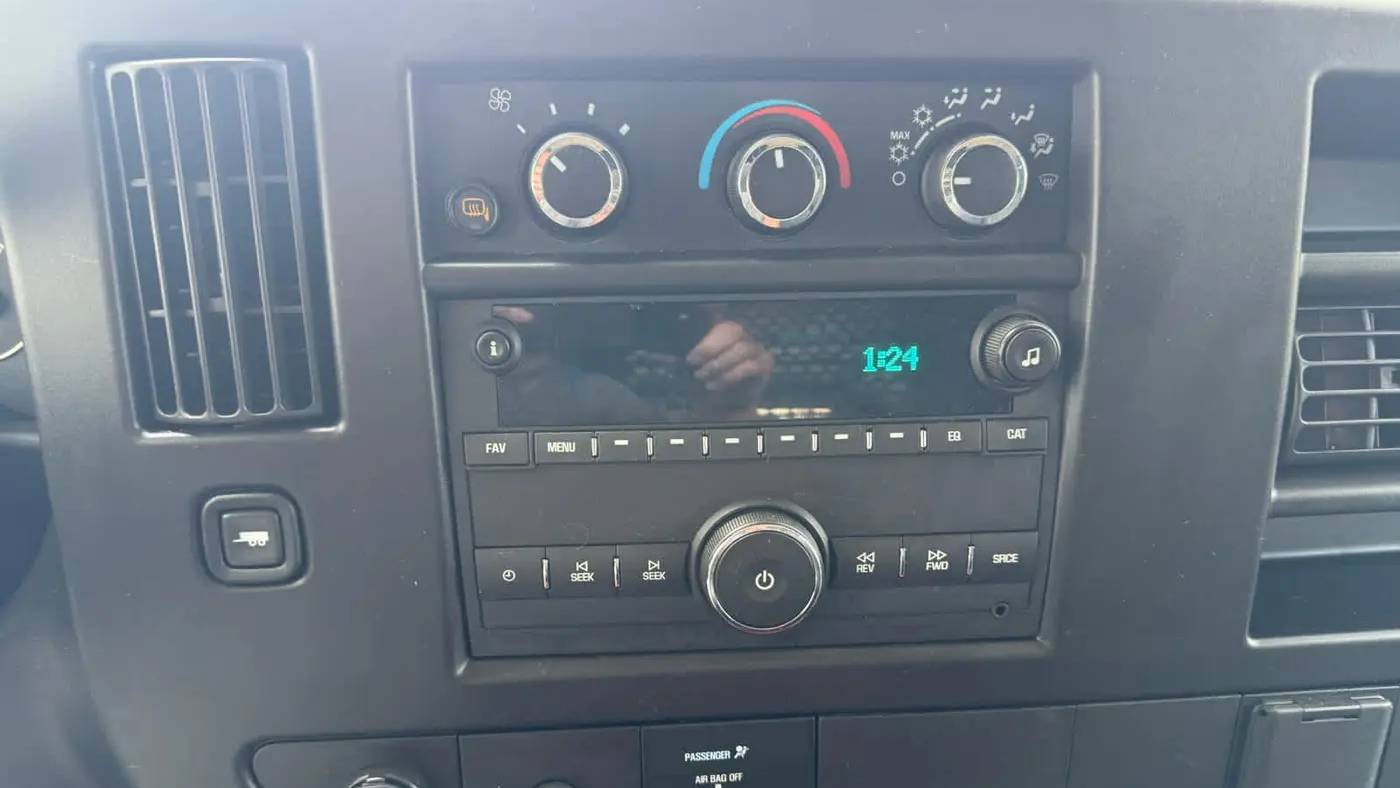 2024 GMC Savana 2500