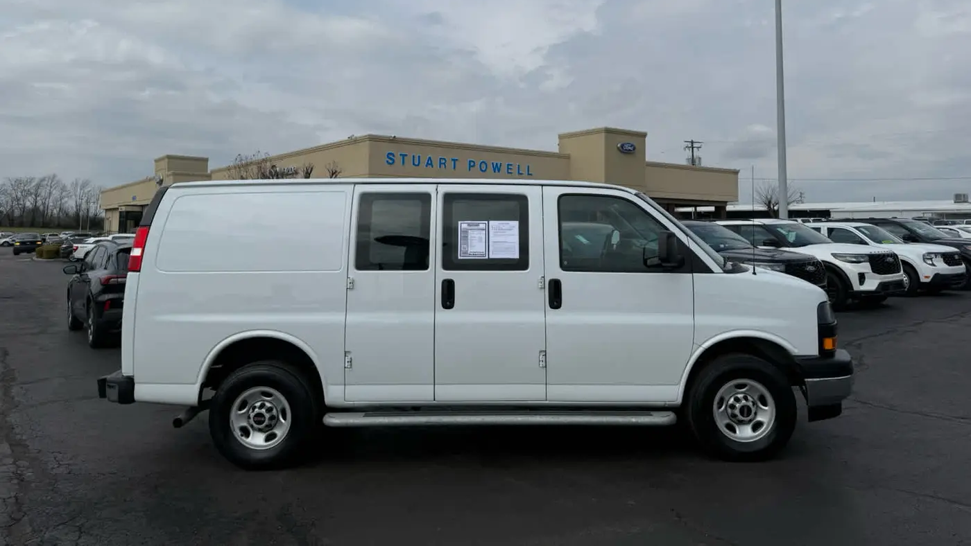 2024 GMC Savana 2500
