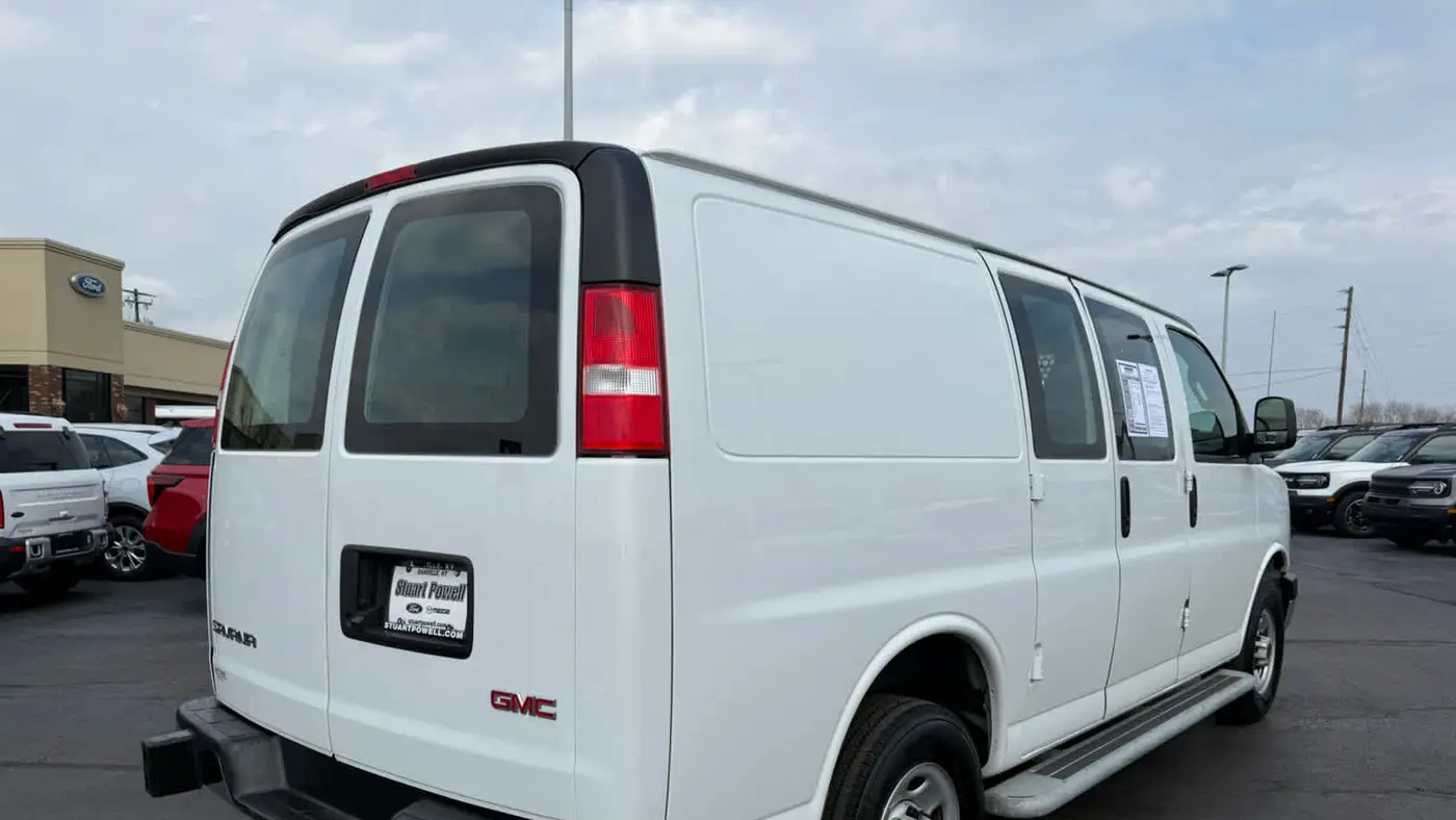 2024 GMC Savana 2500