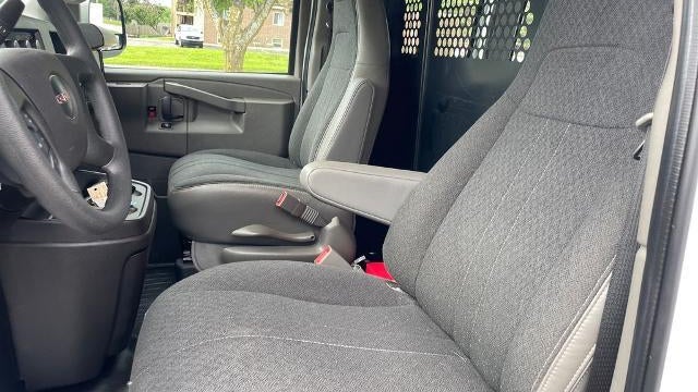 2024 GMC Savana 2500