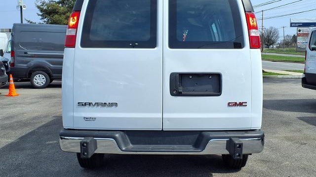 2024 GMC Savana 2500