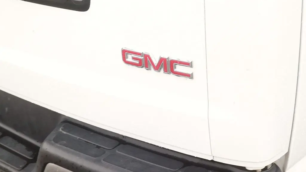 2025 GMC Savana 2500