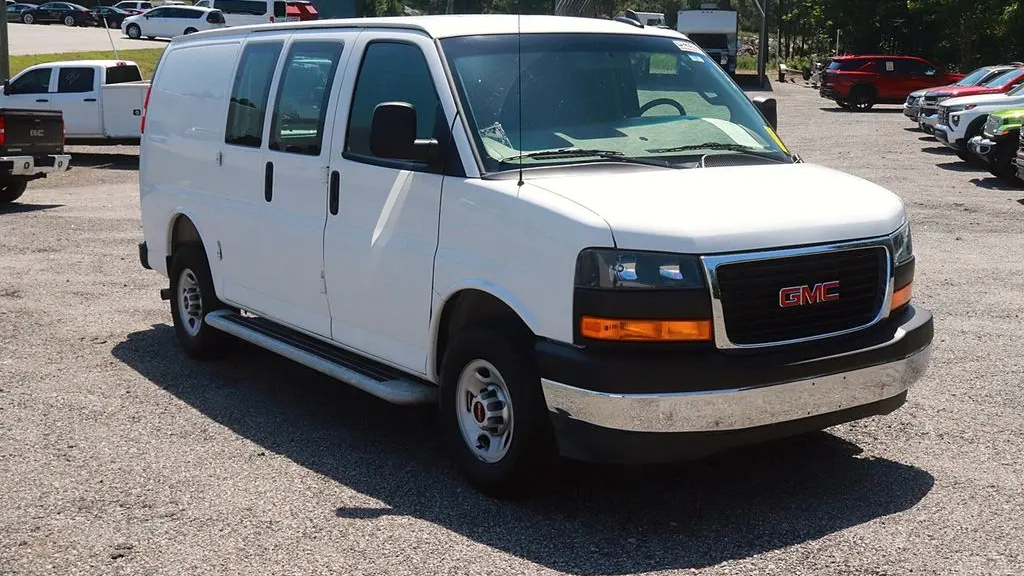2025 GMC Savana 2500