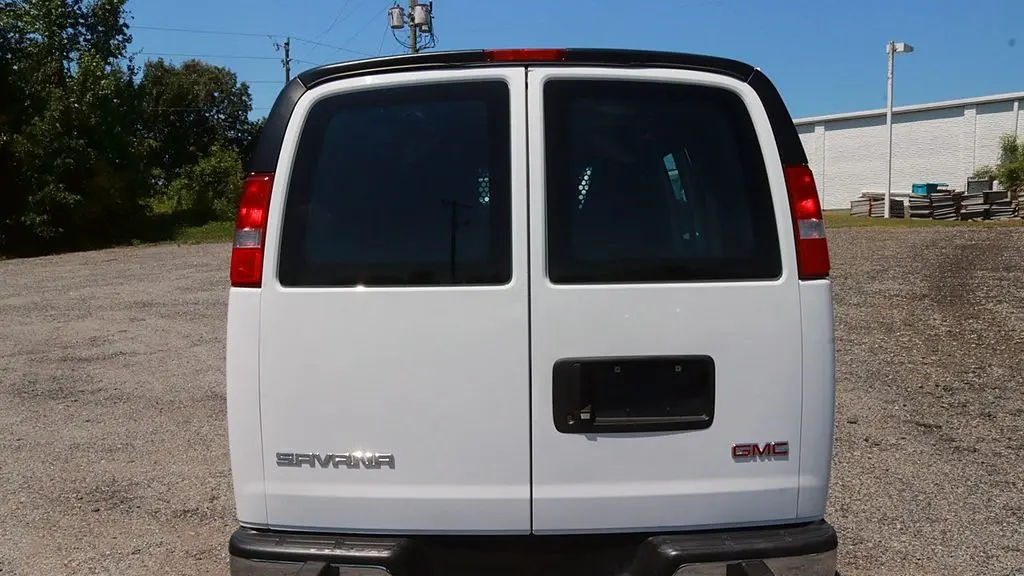 2025 GMC Savana 2500
