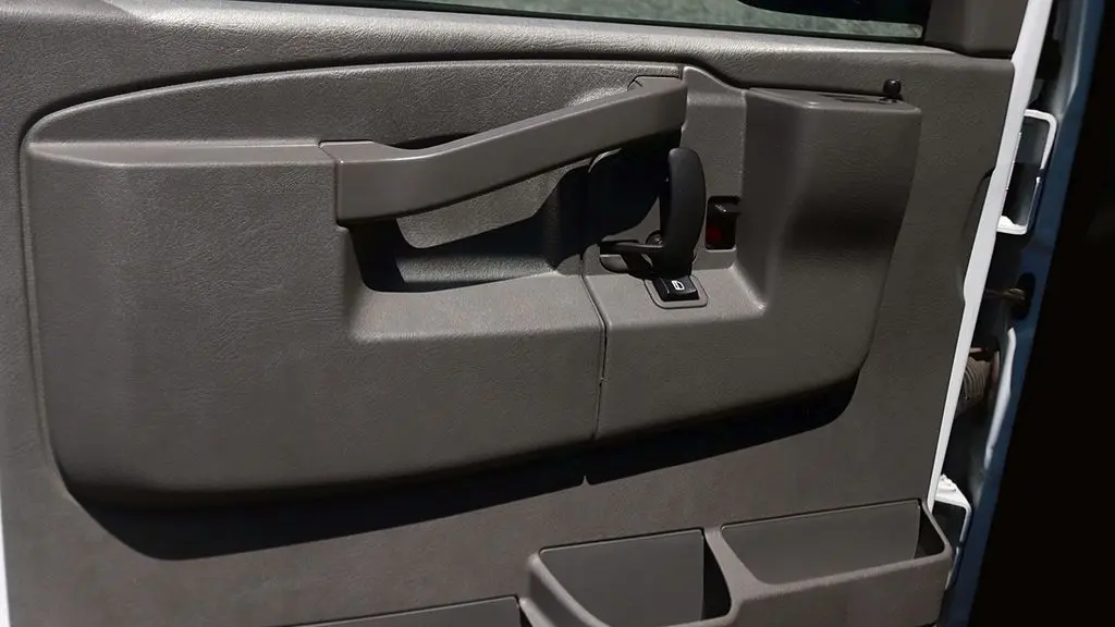 2025 GMC Savana 2500