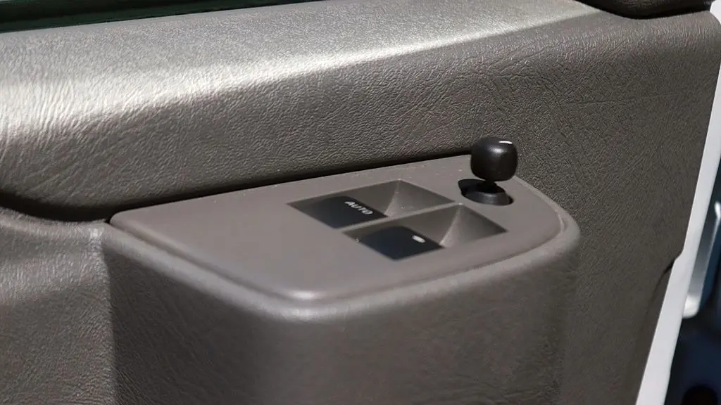 2025 GMC Savana 2500