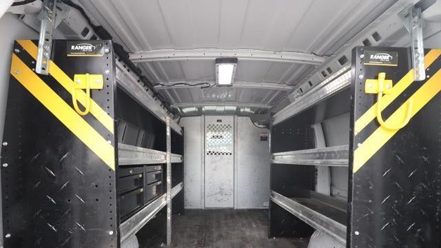 2022 GMC Savana 2500