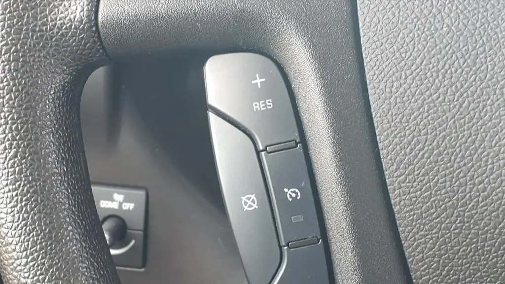 2024 GMC Savana 2500