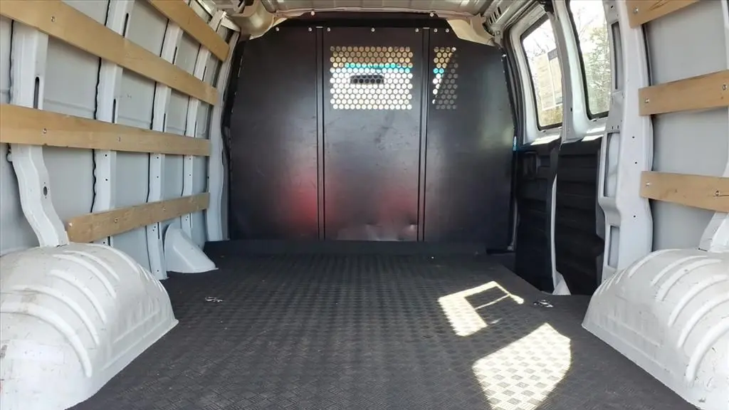 2024 GMC Savana 2500