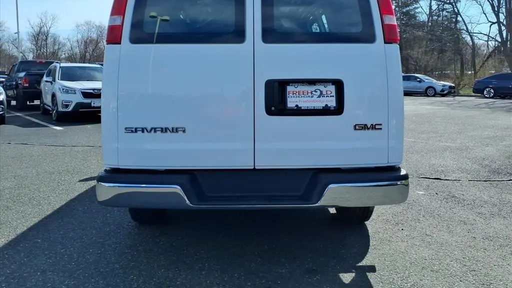 2024 GMC Savana 2500