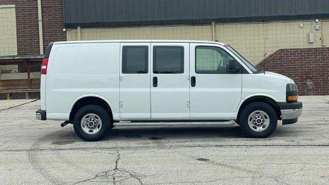 2024 GMC Savana 2500
