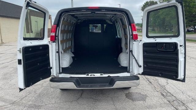 2024 GMC Savana 2500
