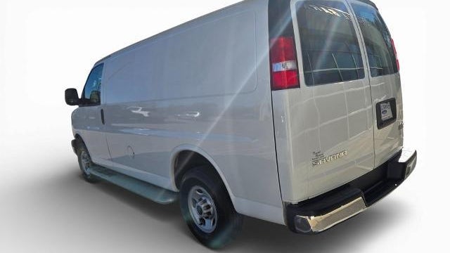2024 GMC Savana 2500