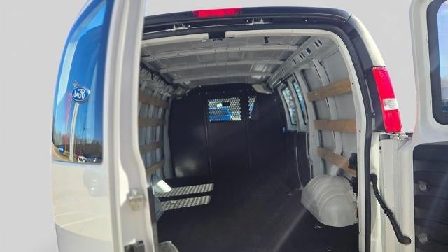 2024 GMC Savana 2500