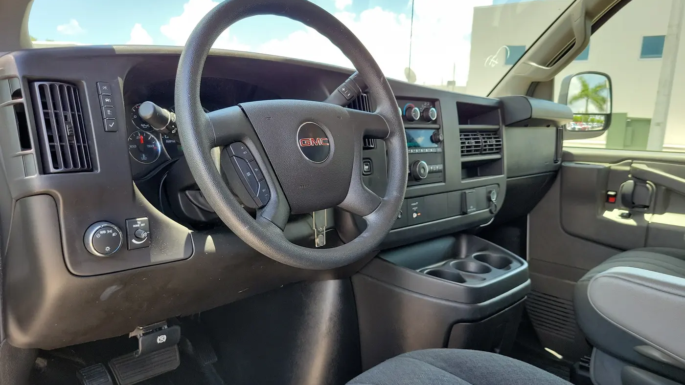 2024 GMC Savana 2500