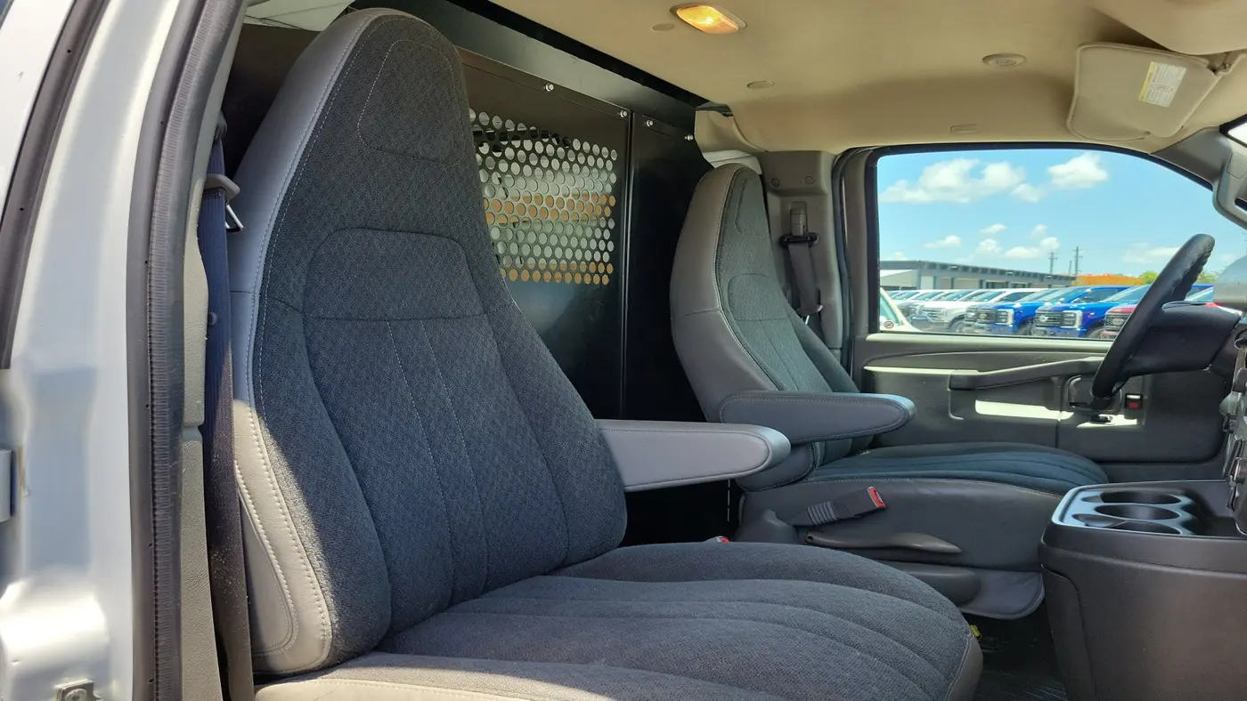 2024 GMC Savana 2500