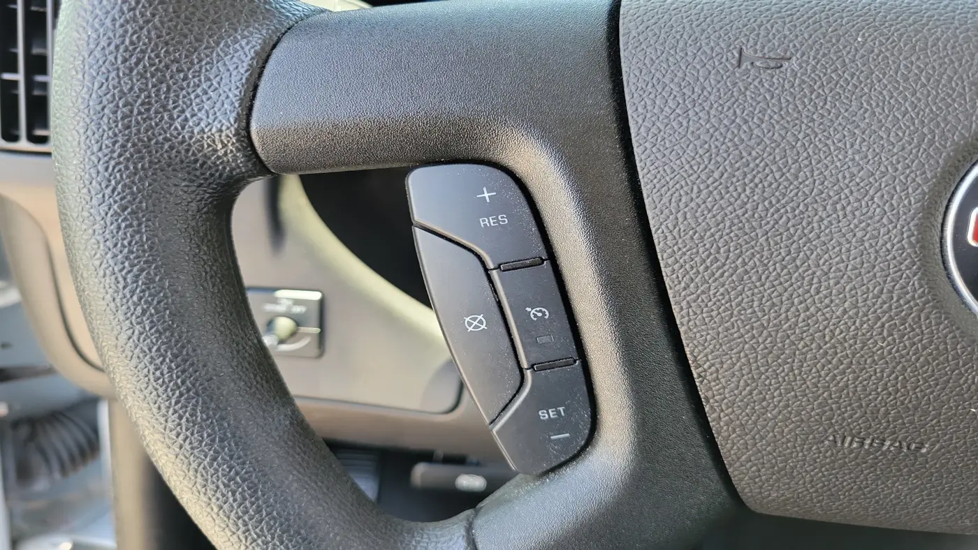 2024 GMC Savana 2500