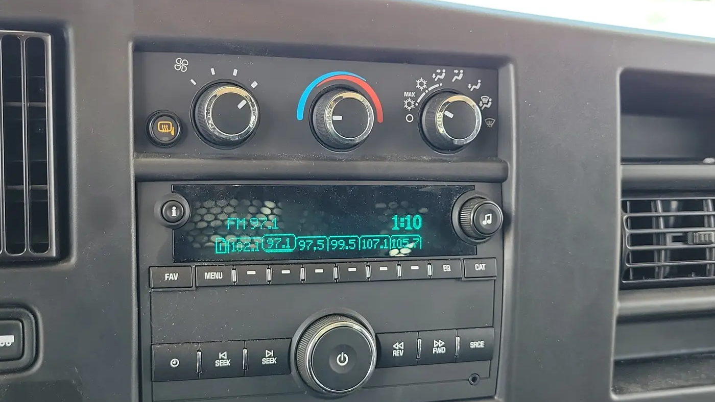 2024 GMC Savana 2500