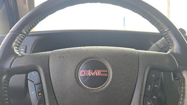 2023 GMC Savana 2500