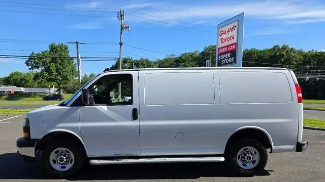 2024 GMC Savana 2500