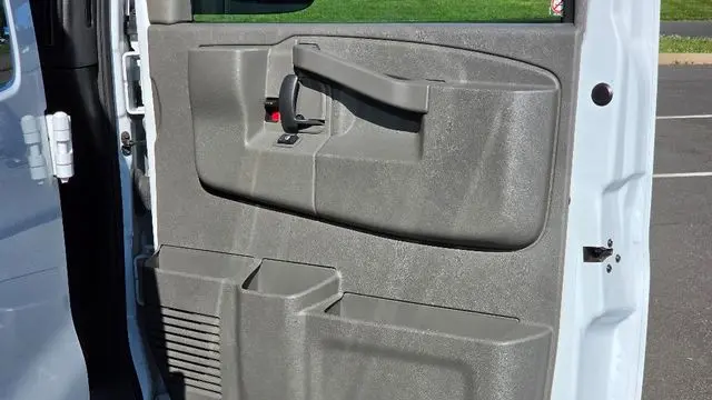 2024 GMC Savana 2500