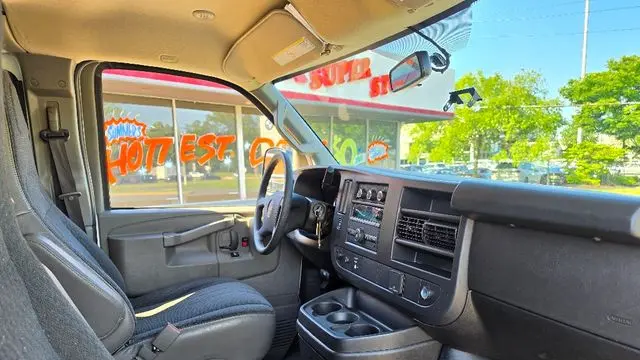 2024 GMC Savana 2500