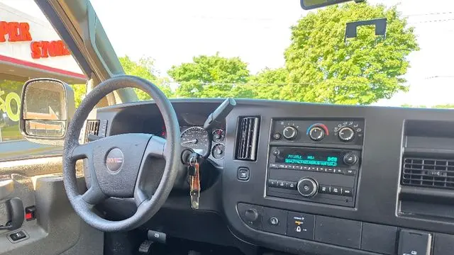 2024 GMC Savana 2500