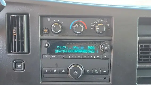 2024 GMC Savana 2500