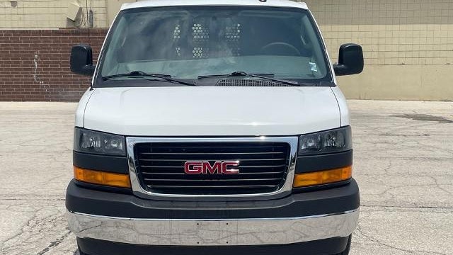 2024 GMC Savana 2500