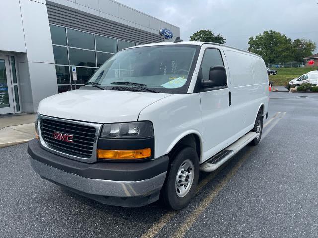 2025 GMC Savana 2500 — photo 1 of 12