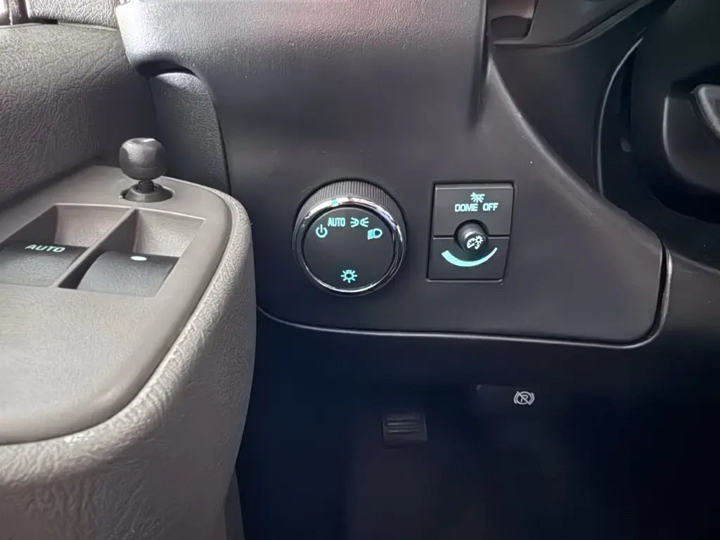 2025 GMC Savana - $31,987