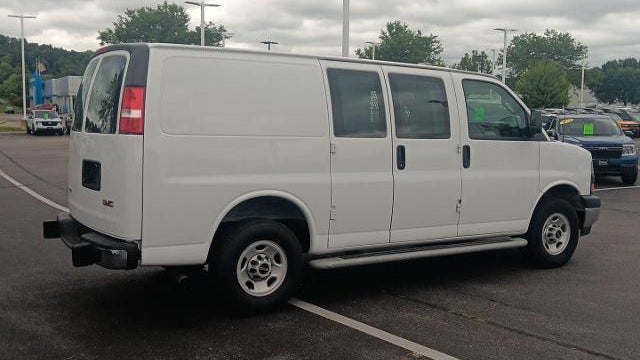 2024 GMC Savana 2500