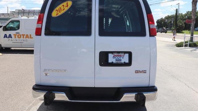 2024 GMC Savana 2500