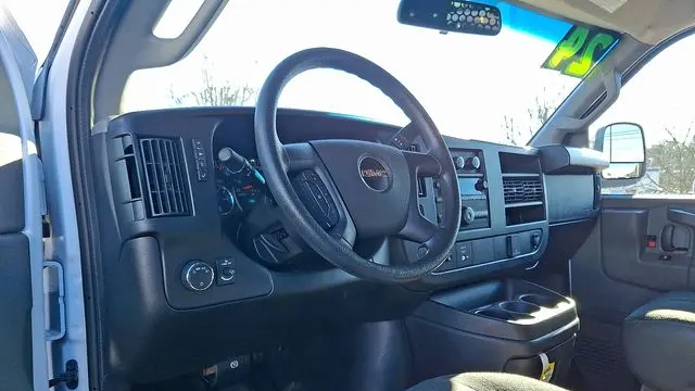 2024 GMC Savana 2500