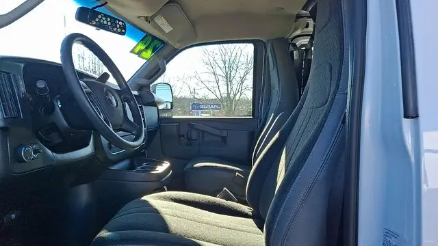 2024 GMC Savana 2500