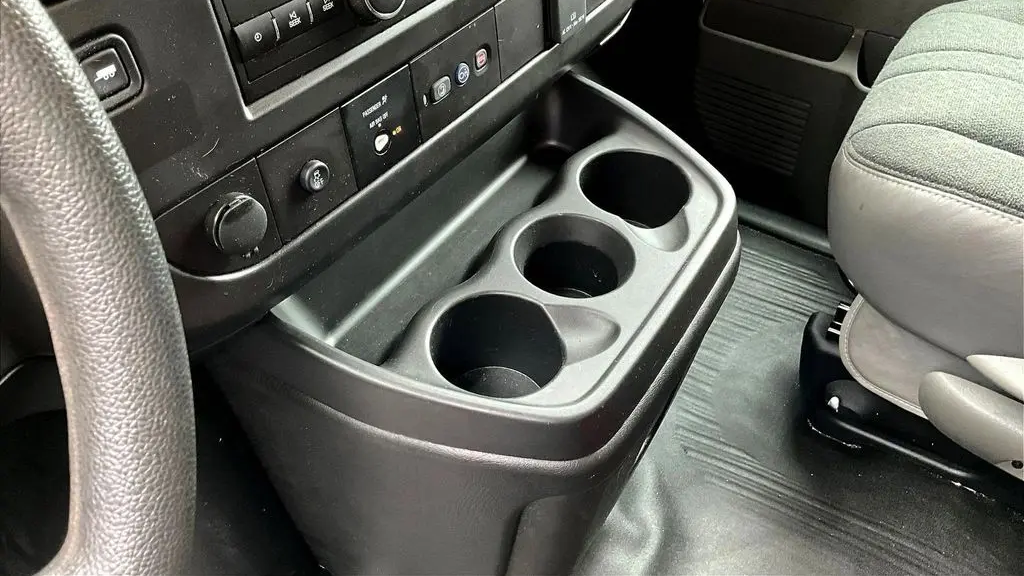 2024 GMC Savana 2500
